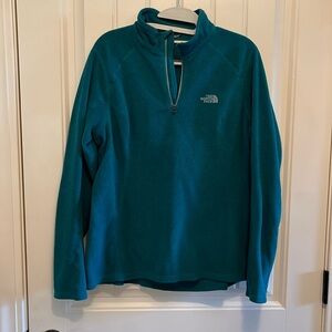 The North Face women’s 1/4 zip M/L